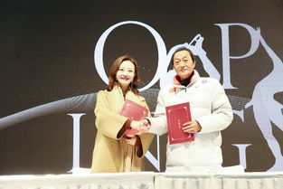 北京首家冰上演藝中心“萬(wàn)域芳菲”開業(yè) 培訓(xùn)與演藝接軌國(guó)際化，打造首都冰雪文化新地標(biāo)